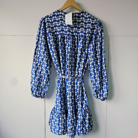 Blue Patterned V-Neck Tie-Waist Dress - Picture 2 of 2